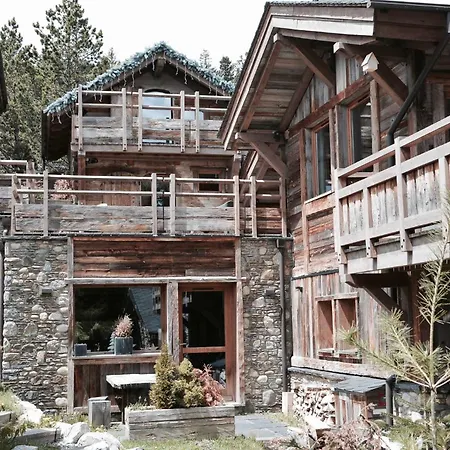 Les Secrets-font Romeu Chalet Bolquere Pyrenees 2000
